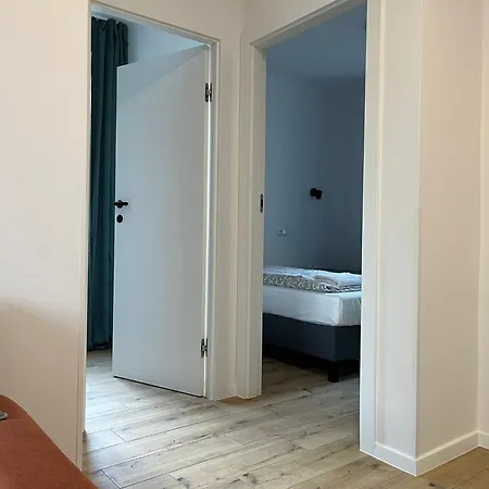 Labo Nowe Nowiniarska ワルシャワ